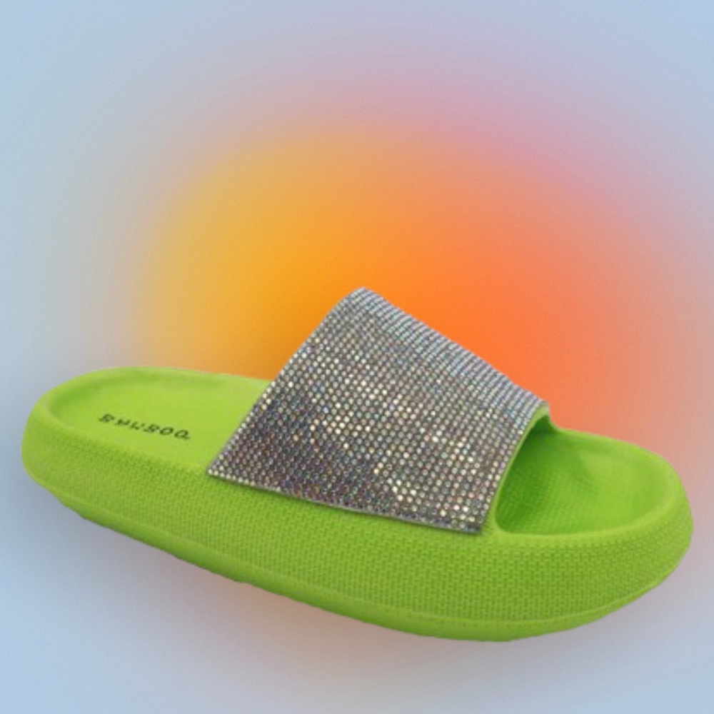 Last Chance! Bamboo White w/ Silver Rhinestone Slip-On Comfort Slide Sandal - Picture 5 of 8